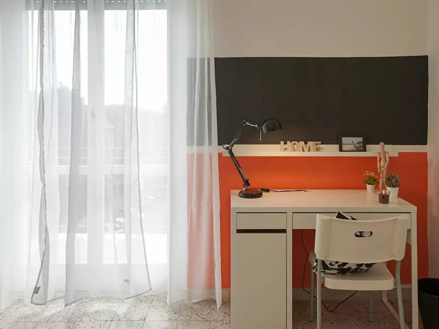 Immagine 4 di Camera in affitto  in Viale Colli Aminei a Napoli