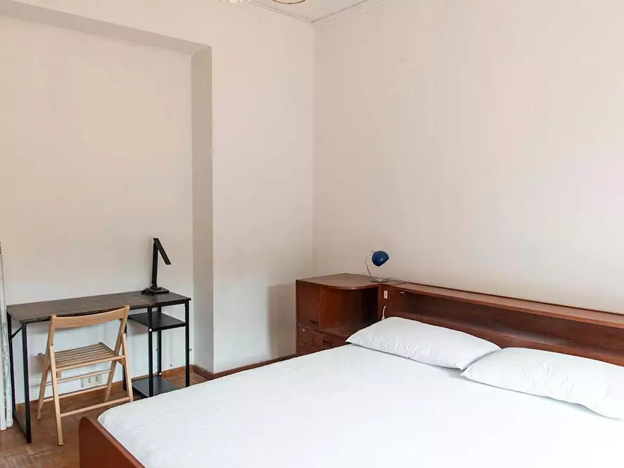 Immagine 2 di Camera in affitto  in Via dei Radiotelegrafisti a Roma