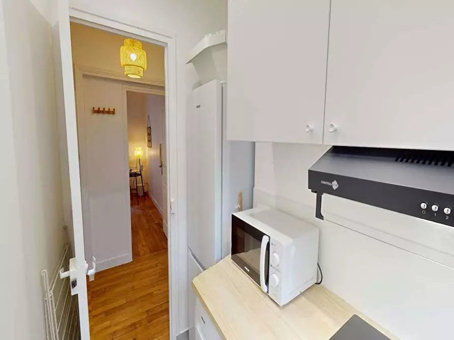 Immagine 7 di Camera in affitto  in Rue Chaligny a Paris