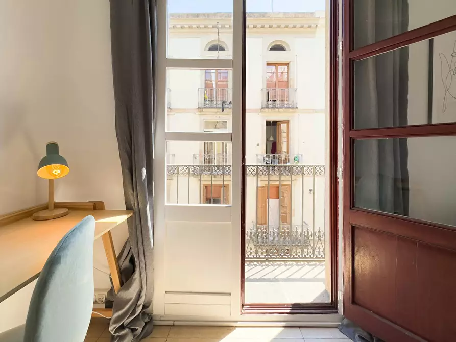 Immagine 6 di Camera condivisa in affitto  in Carrer de Ferran a Barcelona