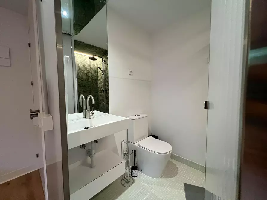 Immagine 10 di Casa indipendente in affitto  in Calle de Alfonso Fernández Clausells a Madrid