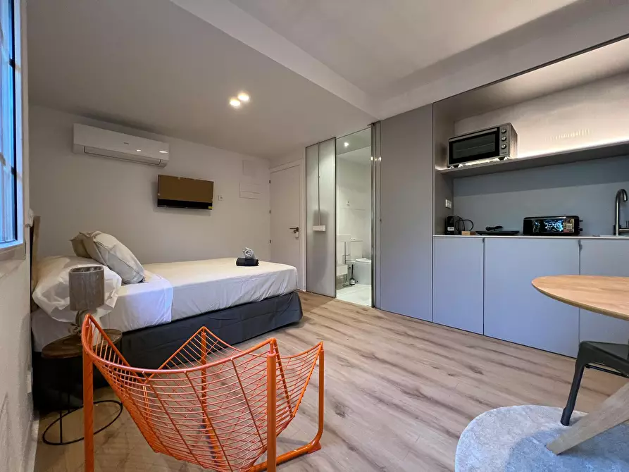 Immagine 3 di Casa indipendente in affitto  in Calle de Alfonso Fernández Clausells a Madrid