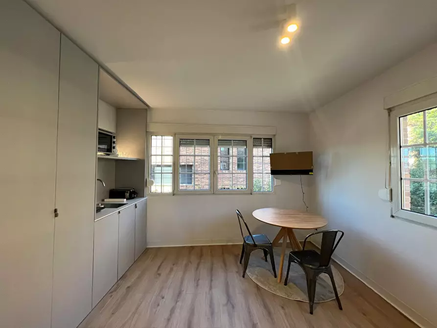 Immagine 4 di Casa indipendente in affitto  in Calle de Alfonso Fernández Clausells a Madrid