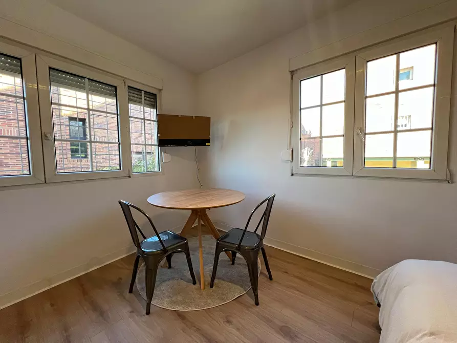 Immagine 7 di Casa indipendente in affitto  in Calle de Alfonso Fernández Clausells a Madrid