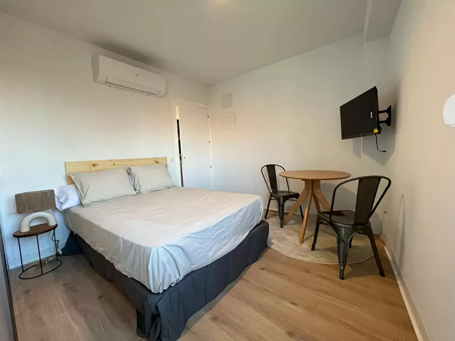 Immagine 4 di Casa indipendente in affitto  in Calle de Alfonso Fernández Clausells a Madrid