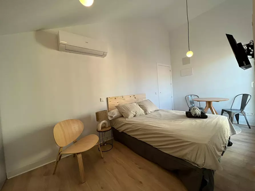 Immagine 2 di Casa indipendente in affitto  in Calle de Alfonso Fernández Clausells a Madrid