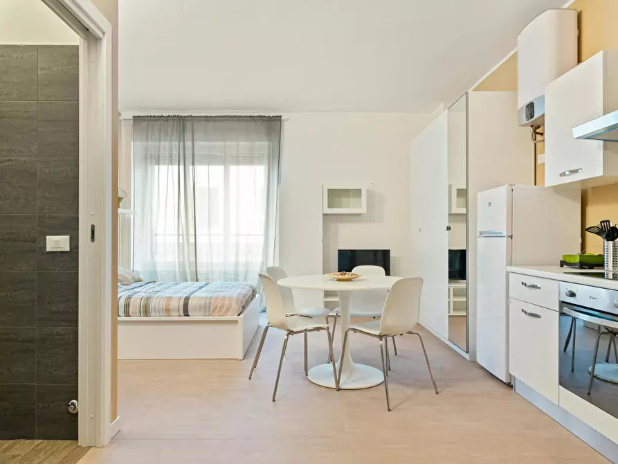 Immagine 3 di Appartamento in affitto  in Via Luciano Manara a Milano