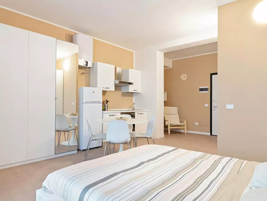 Immagine 5 di Appartamento in affitto  in Via Luciano Manara a Milano