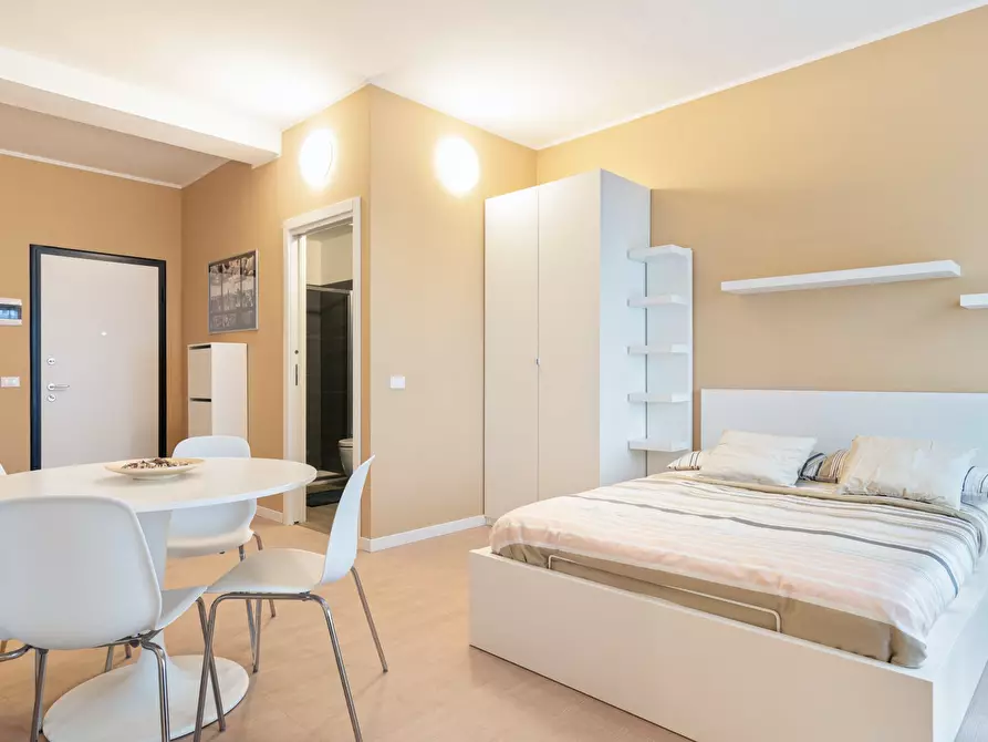 Immagine 6 di Appartamento in affitto  in Via Luciano Manara a Milano