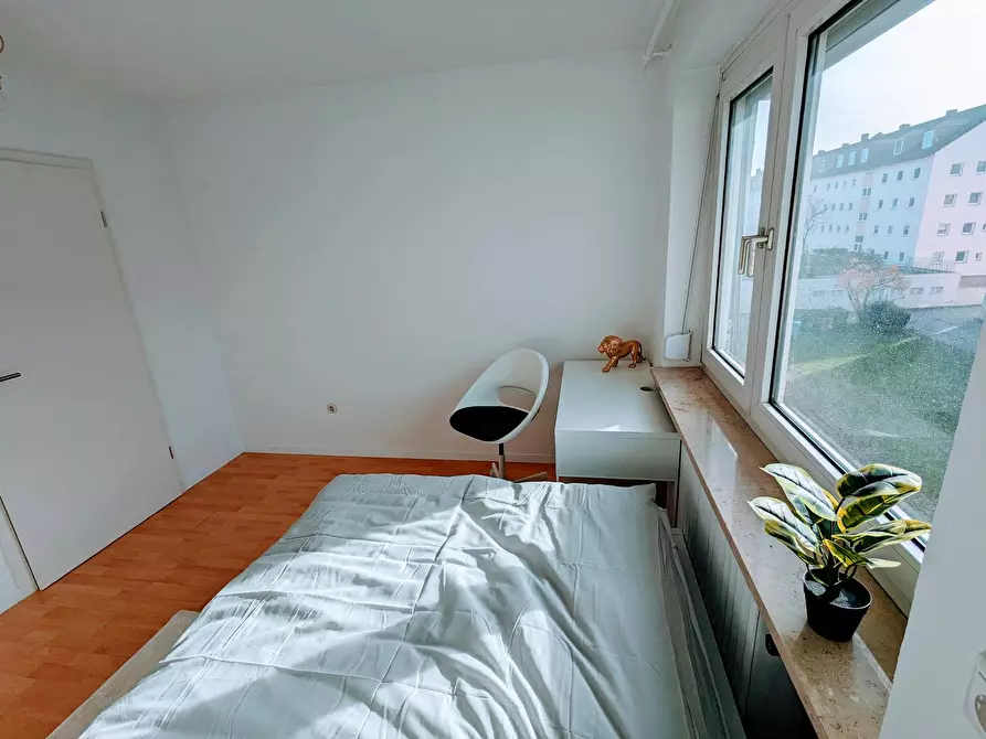 Immagine 5 di Camera in affitto  in Franz-Metzner-Straße a München