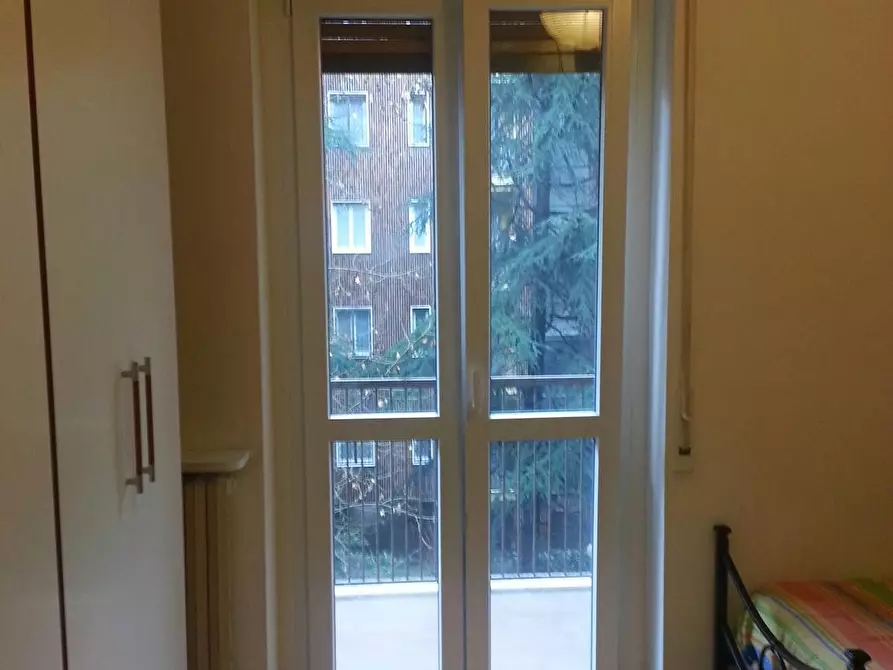 Immagine 7 di Camera in affitto  in Via Emilio De Marchi a Milano