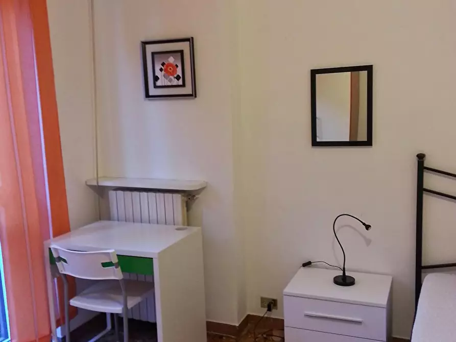 Immagine 4 di Camera in affitto  in Via Emilio De Marchi a Milano
