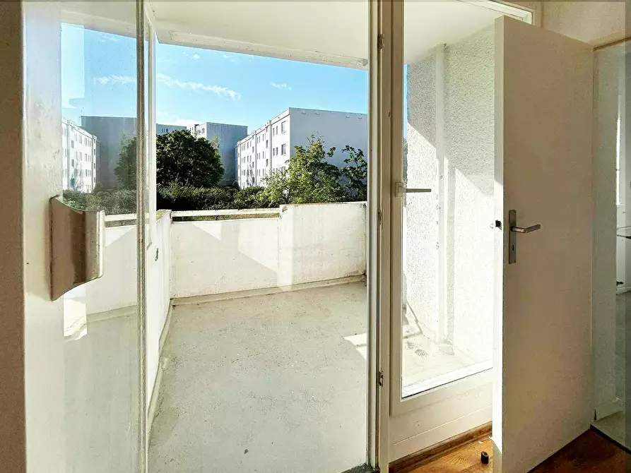 Immagine 7 di Appartamento in affitto  in Kanalstraße a Berlin