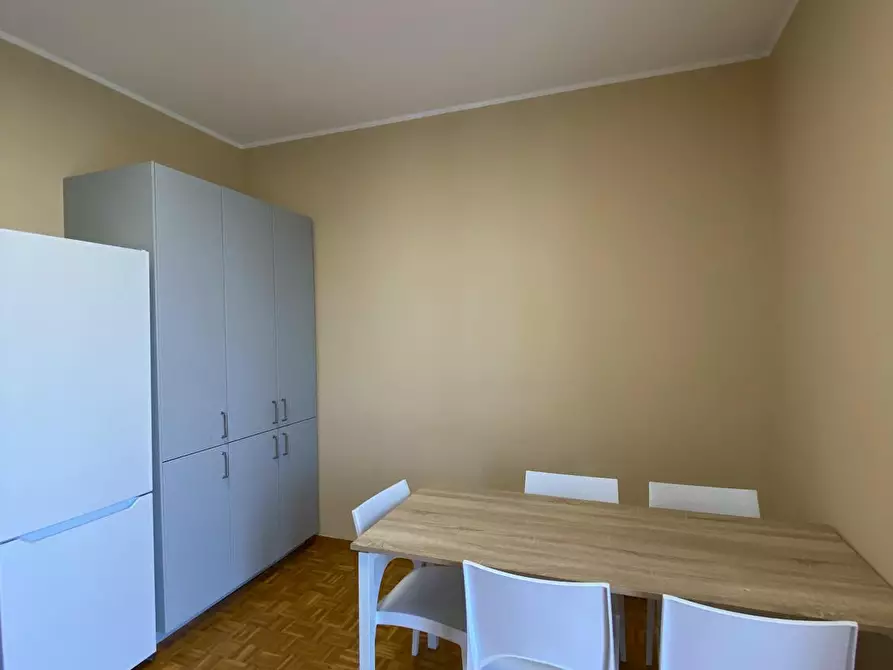 Immagine 7 di Camera in affitto  in Via Emilio De Marchi a Milano