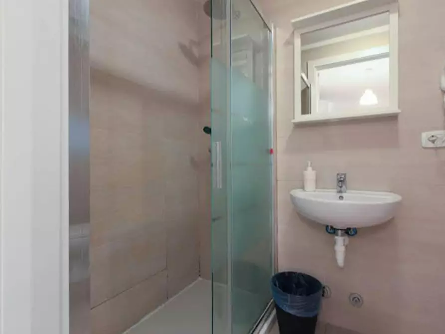 Immagine 5 di Camera in affitto  in Via Pietro Marocco a Milano