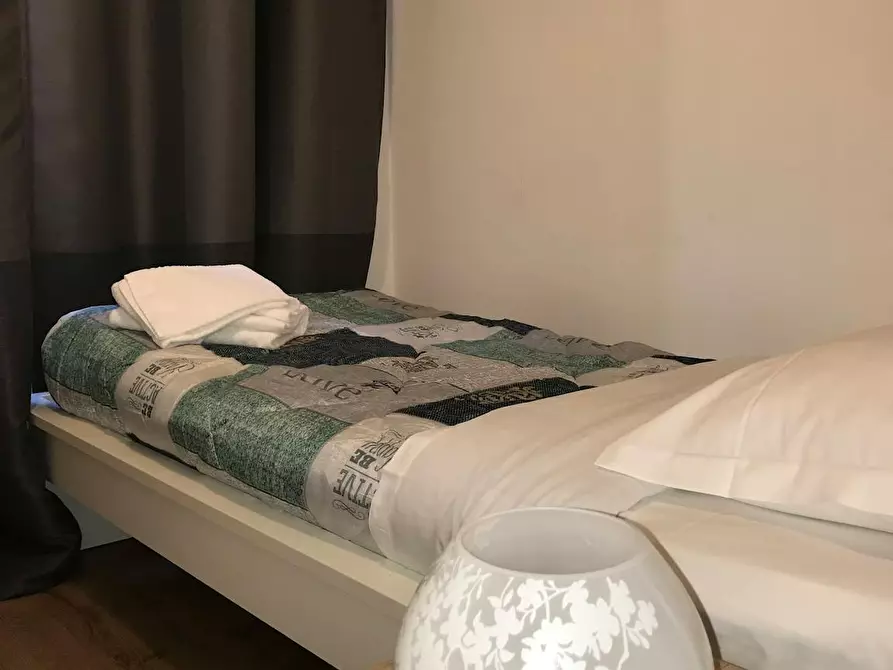 Immagine 2 di Camera in affitto  in Via Pietro Marocco a Milano