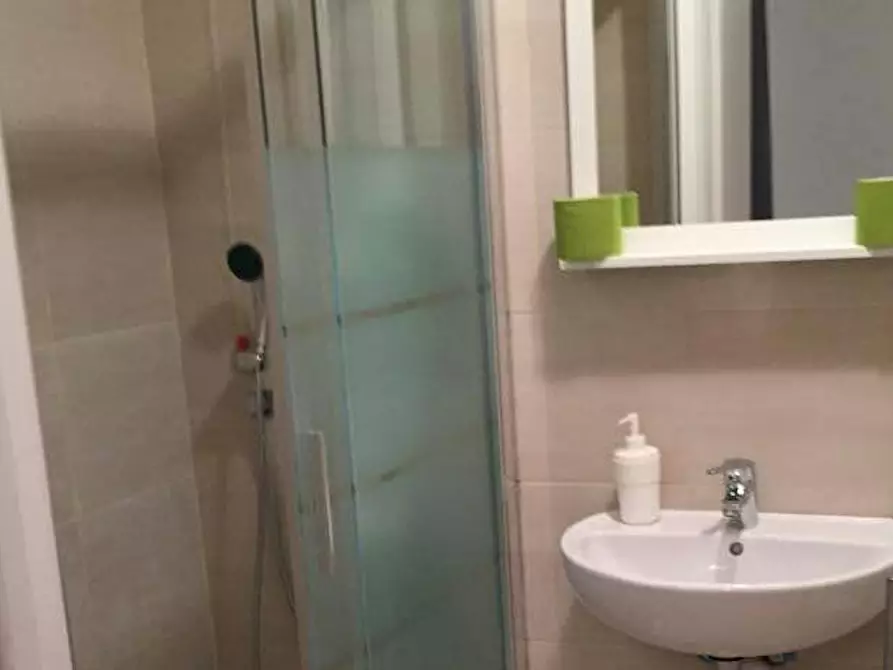 Immagine 4 di Camera in affitto  in Via Pietro Marocco a Milano