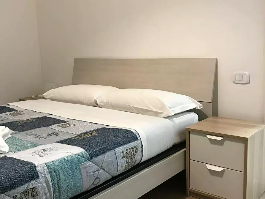 Immagine 1 di Camera in affitto  in Via Pietro Marocco a Milano