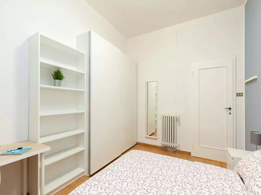 Immagine 7 di Camera in affitto  in Via Cairoli a Bologna