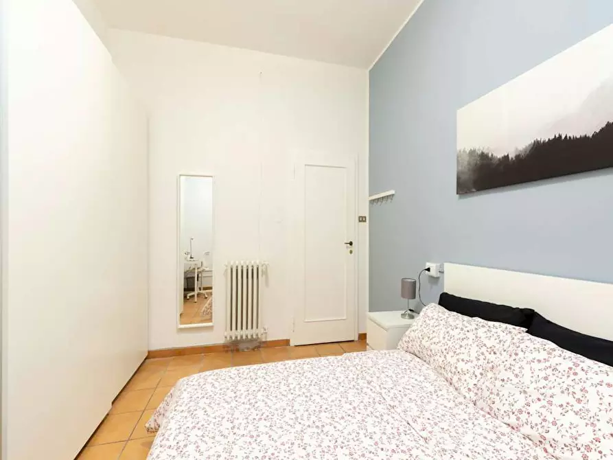 Immagine 5 di Camera in affitto  in Via Cairoli a Bologna