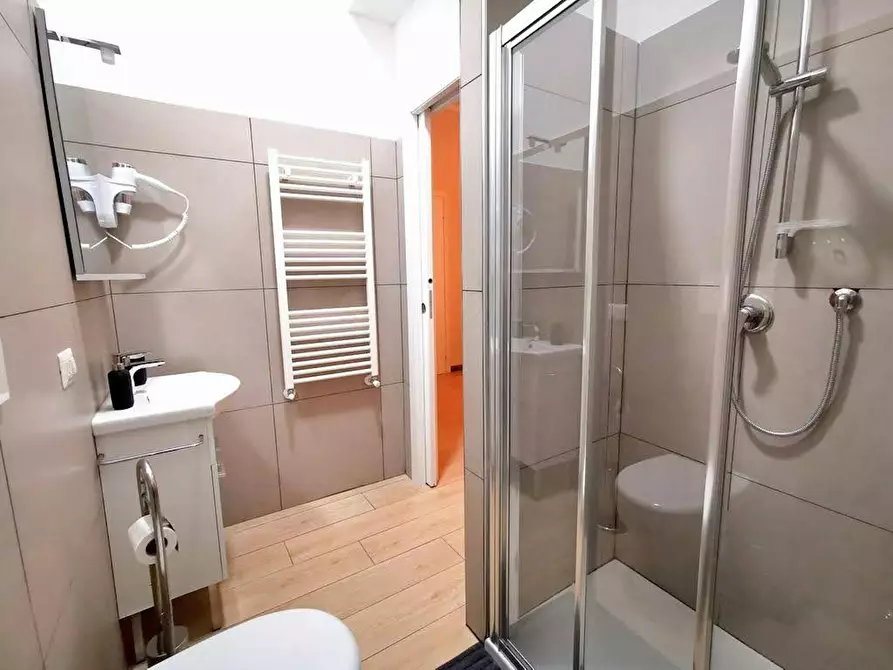 Immagine 9 di Camera in affitto  in Via Pietro Marocco a Milano