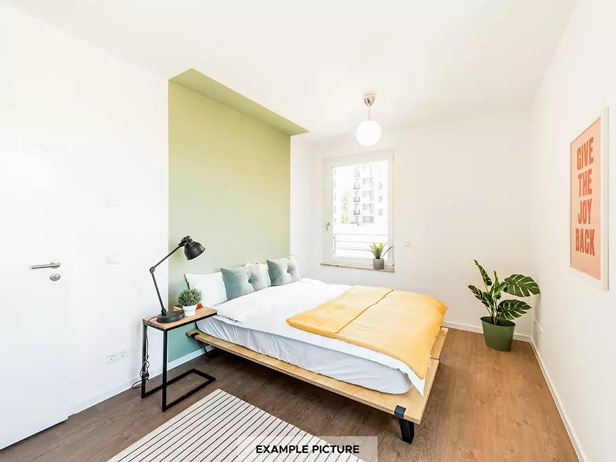 Immagine 3 di Camera in affitto  in Klara-Franke-Straße a Berlin