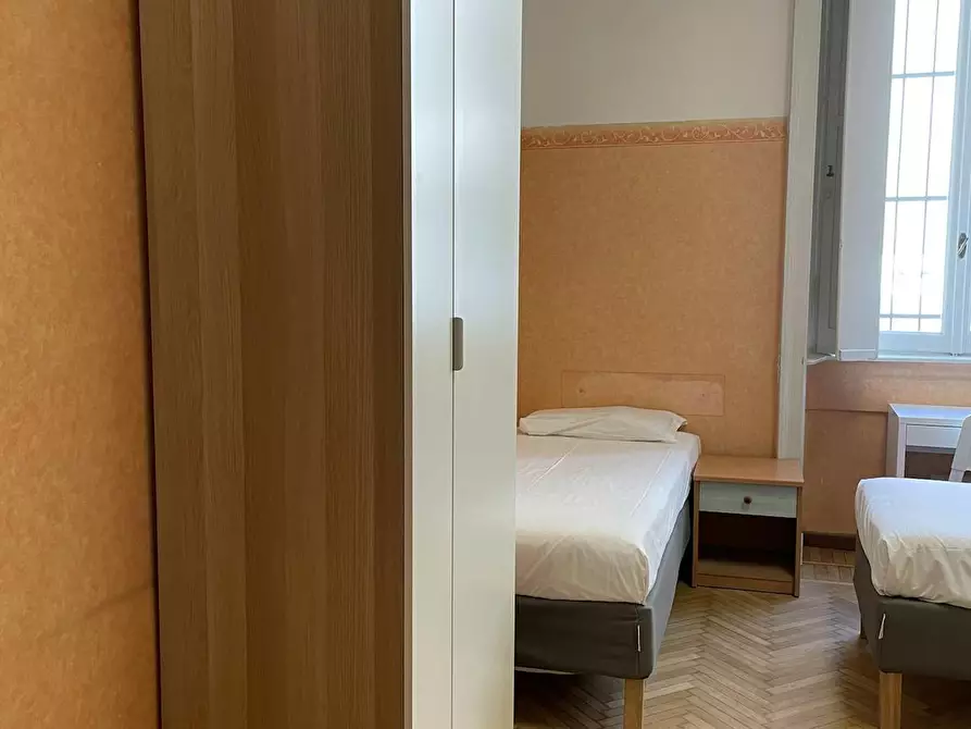 Immagine 8 di Camera in affitto  in Viale Brianza a Milano