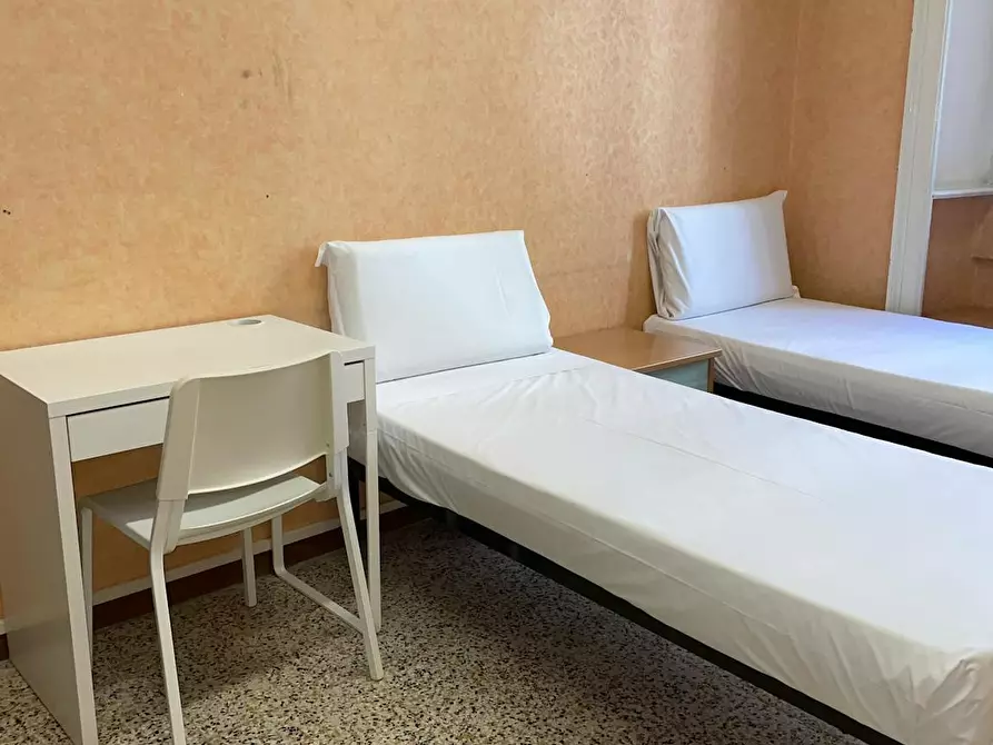 Immagine 2 di Camera in affitto  in Viale Brianza a Milano