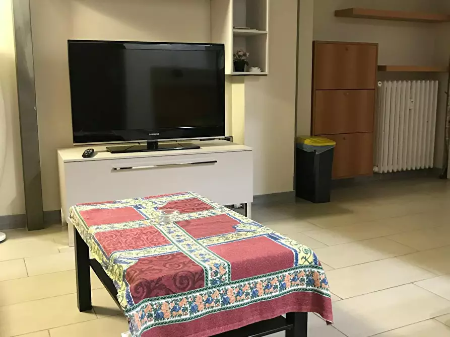 Immagine 2 di Appartamento in affitto  in Via Mauro Macchi a Milano