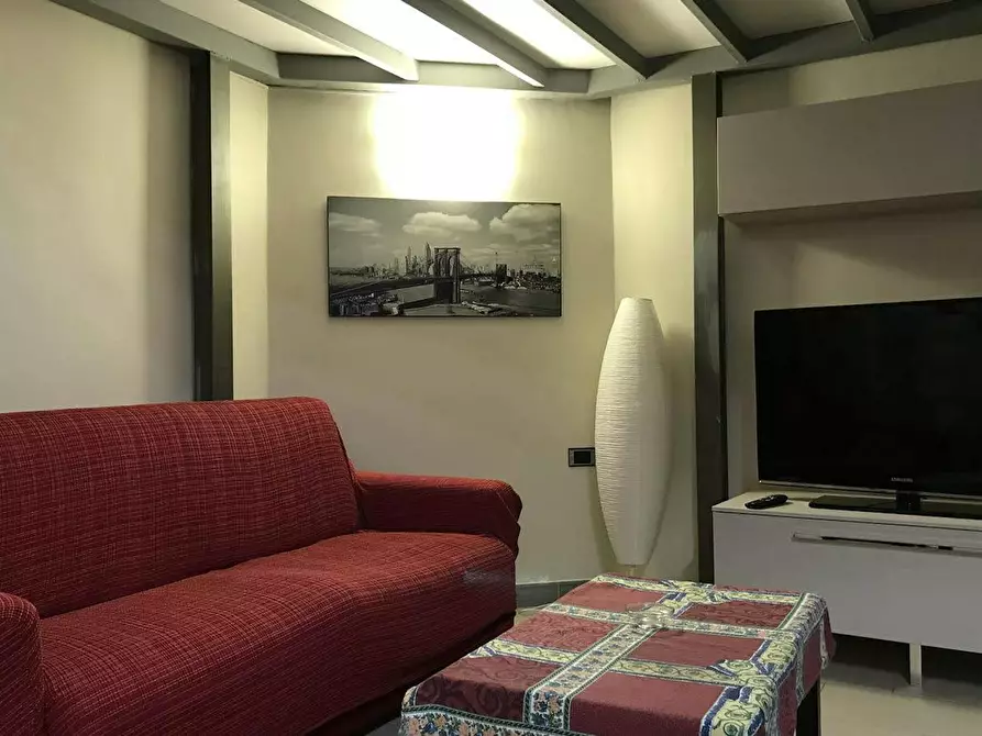 Immagine 6 di Appartamento in affitto  in Via Mauro Macchi a Milano