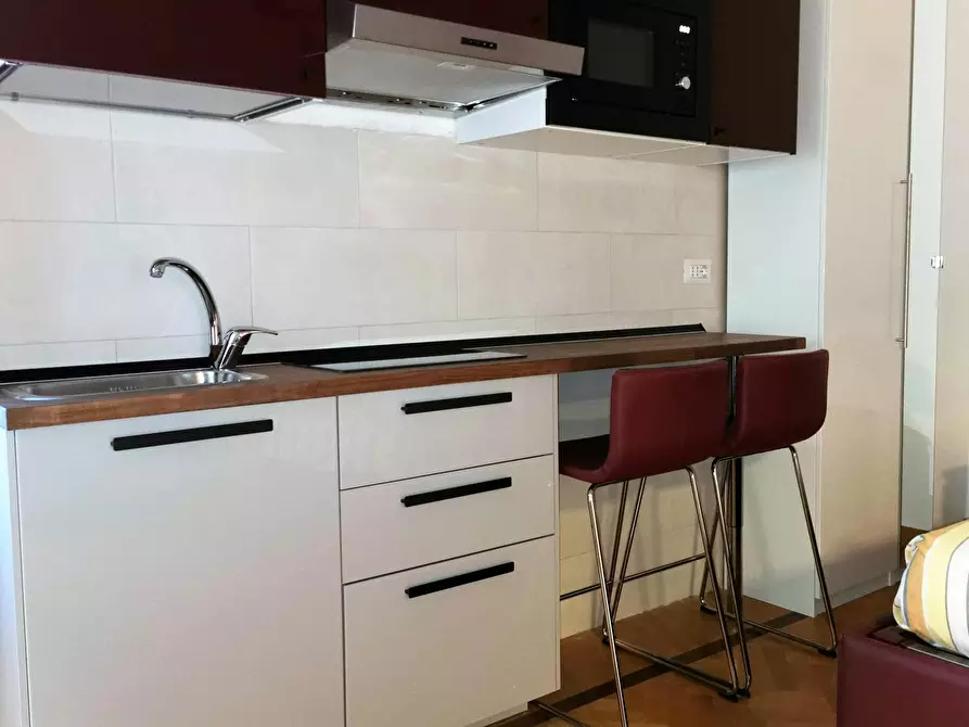 Immagine 6 di Appartamento in affitto  in Via Giovan Battista Pergolesi a Milano