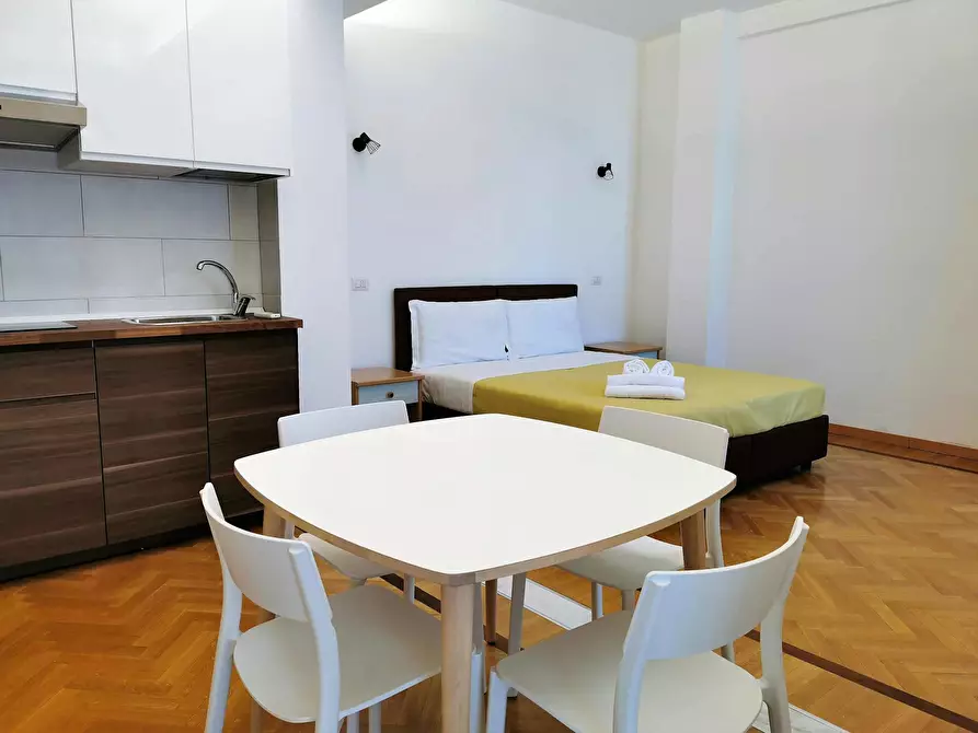 Immagine 7 di Appartamento in affitto  in Via Giovan Battista Pergolesi a Milano