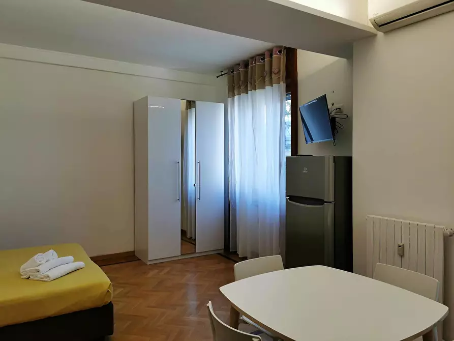 Immagine 8 di Appartamento in affitto  in Via Giovan Battista Pergolesi a Milano