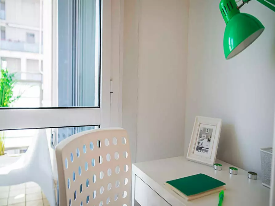 Immagine 6 di Camera in affitto  in Via Vittorio Gassman a Milano