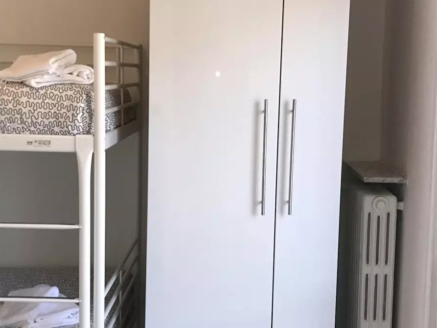 Immagine 2 di Camera in affitto  in Via Pisanello a Milano