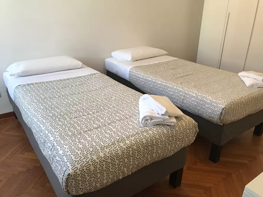 Immagine 2 di Camera in affitto  in Via Pisanello a Milano