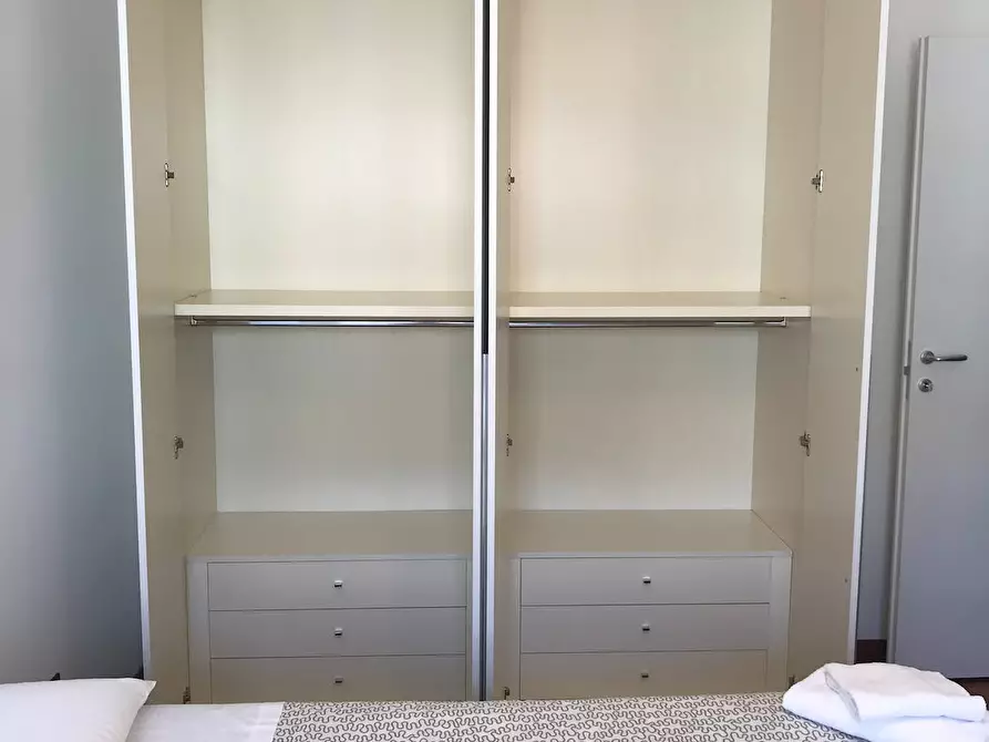 Immagine 3 di Camera in affitto  in Via Pisanello a Milano