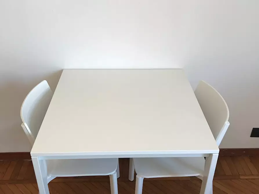 Immagine 5 di Camera in affitto  in Via Pisanello a Milano