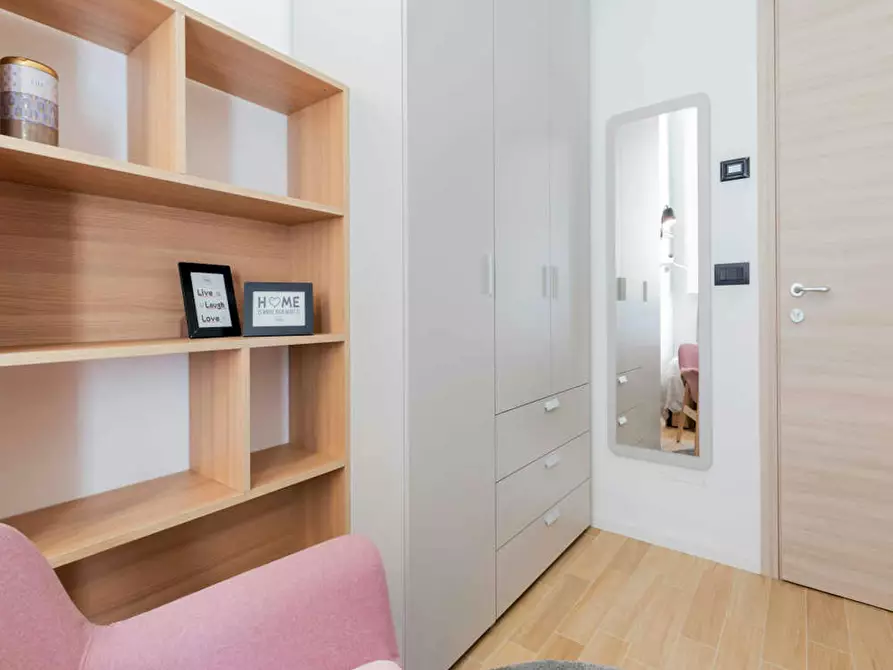 Immagine 1 di Camera in affitto  in Via Padova a Torino