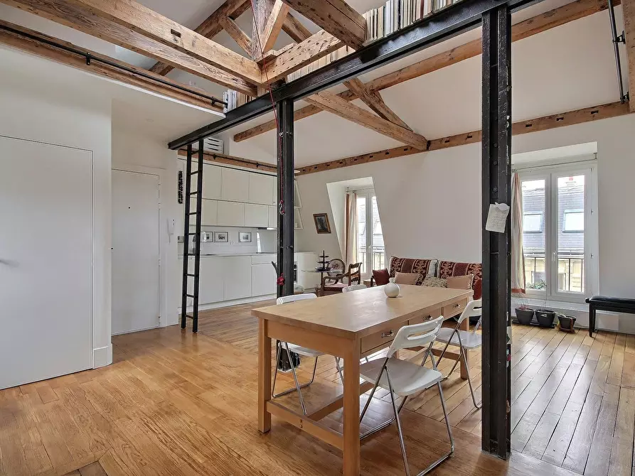 Immagine 1 di Appartamento in affitto  in Rue Nicolas Charlet a Paris
