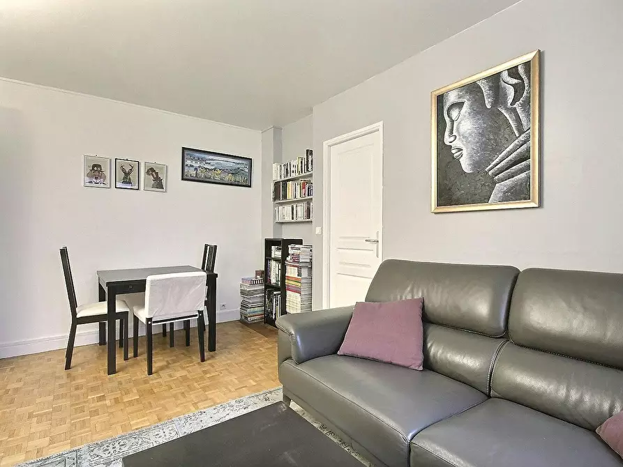 Immagine 1 di Appartamento in affitto  in Rue Dutot a Paris