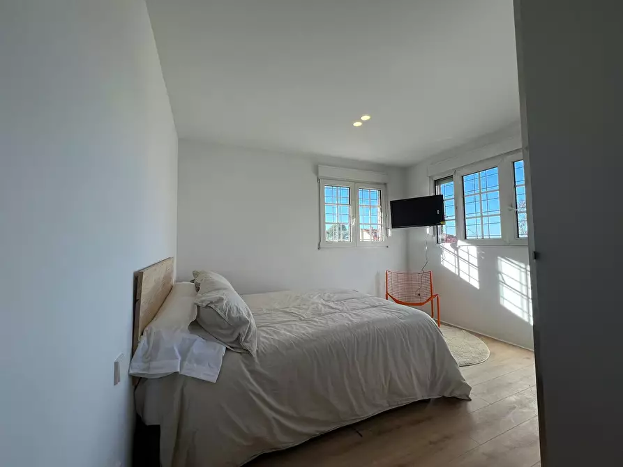Immagine 2 di Casa indipendente in affitto  in Calle de Alfonso Fernández Clausells a Madrid