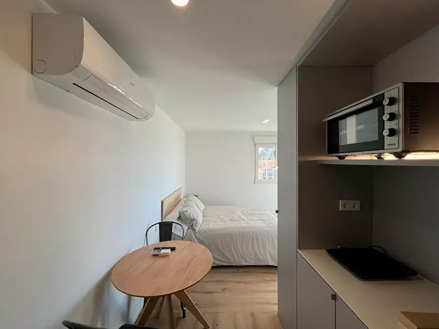 Immagine 3 di Casa indipendente in affitto  in Calle de Alfonso Fernández Clausells a Madrid