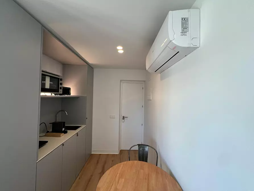 Immagine 6 di Casa indipendente in affitto  in Calle de Alfonso Fernández Clausells a Madrid