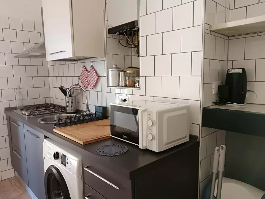 Immagine 7 di Appartamento in affitto  in Corso Giulio Cesare a Torino