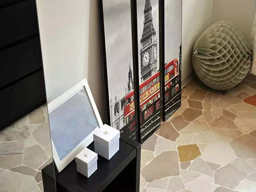 Immagine 9 di Camera in affitto  in Via Gaeta a Milano