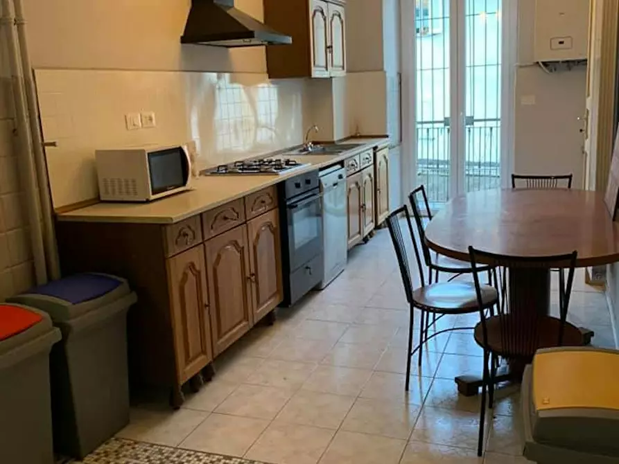 Immagine 4 di Camera condivisa in affitto  in Via San Giuseppe Benedetto Cottolengo a Torino