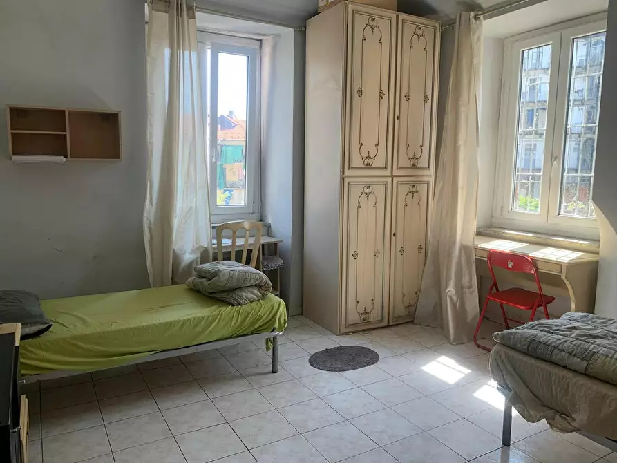 Immagine 1 di Camera condivisa in affitto  in Via San Giuseppe Benedetto Cottolengo a Torino