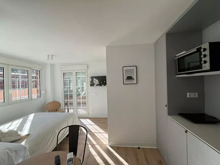 Immagine 4 di Casa indipendente in affitto  in Calle de Alfonso Fernández Clausells a Madrid