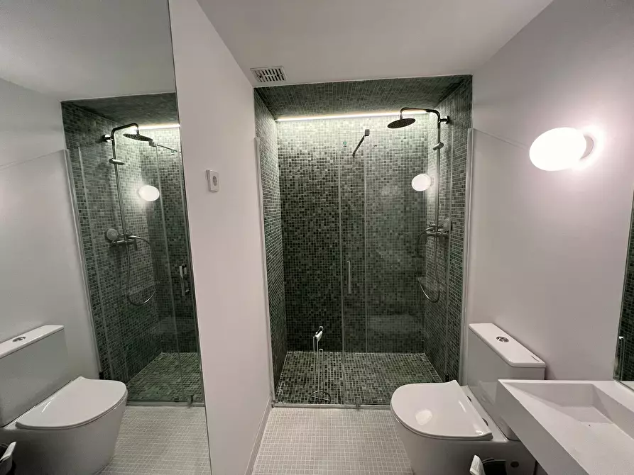 Immagine 8 di Casa indipendente in affitto  in Calle de Alfonso Fernández Clausells a Madrid